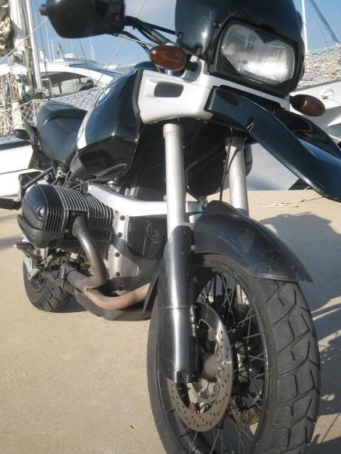 BMW_12_2008012.jpg