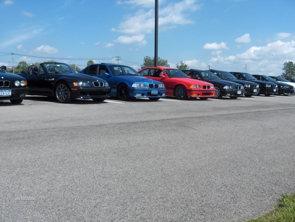 http://i218.photobucket.com/albums/cc111/BMWFTW1/HPIM1052.jpg?t=1251231530