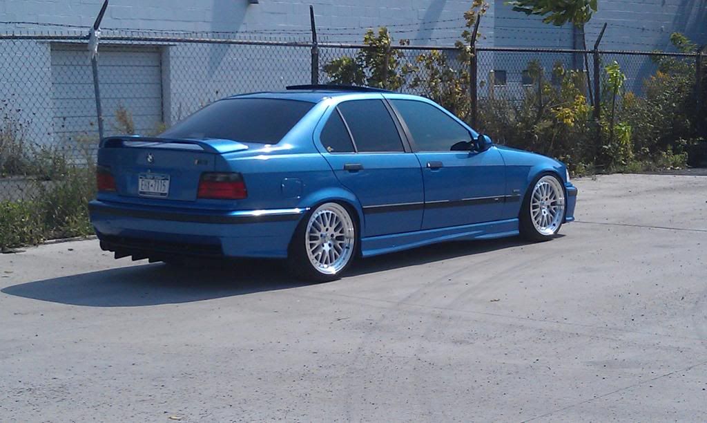 http://i218.photobucket.com/albums/cc111/BMWFTW1/M3CCW_zpsfa2115c0.jpg