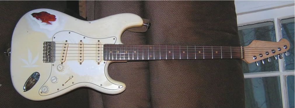 Reverse Banana Headstock