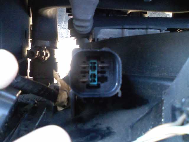 Bmw e46 fan relay location