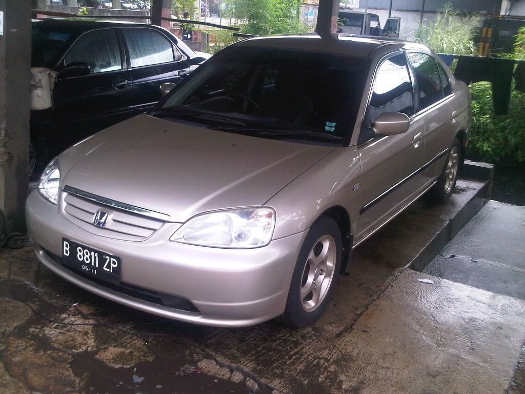 JUAL HONDA CIVIC VTI 2001 AT