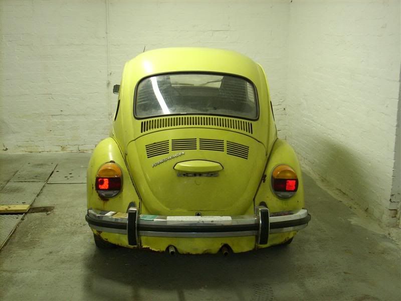 http://i218.photobucket.com/albums/cc202/poisonousbeef/72%20Super%20Beetle/72bugback.jpg