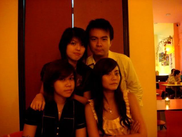 Photo Sharing and Video Hosting at Photobucket