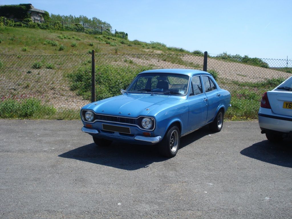 escort2.jpg