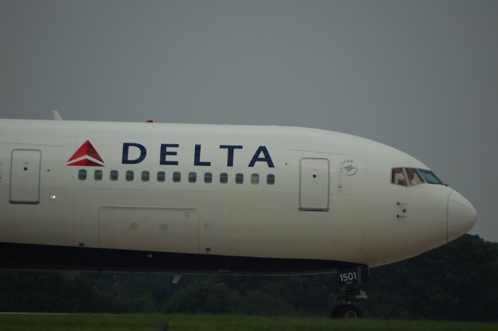 http://i218.photobucket.com/albums/cc312/dreamweaver767/delta767.jpg