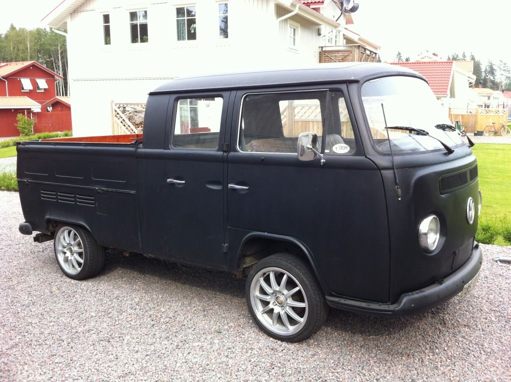 http://i218.photobucket.com/albums/cc52/Easos/Mix/VW%20Crew%20Cab%201972/IMG_1536.jpg