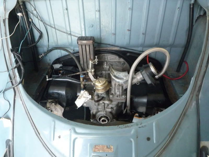 http://i218.photobucket.com/albums/cc52/Easos/vw%20Bug%201959/P1060354.jpg
