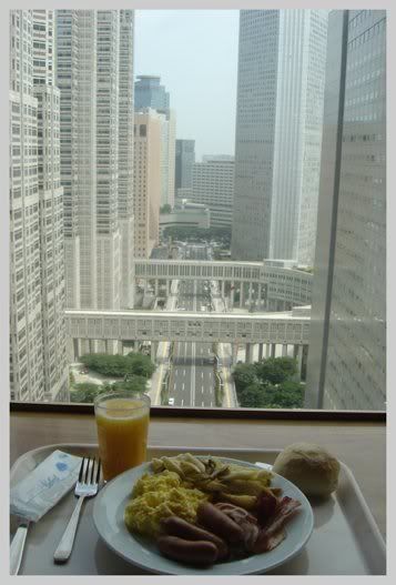 20071004_buenos-dias-tokyo.jpg picture by imanprincess