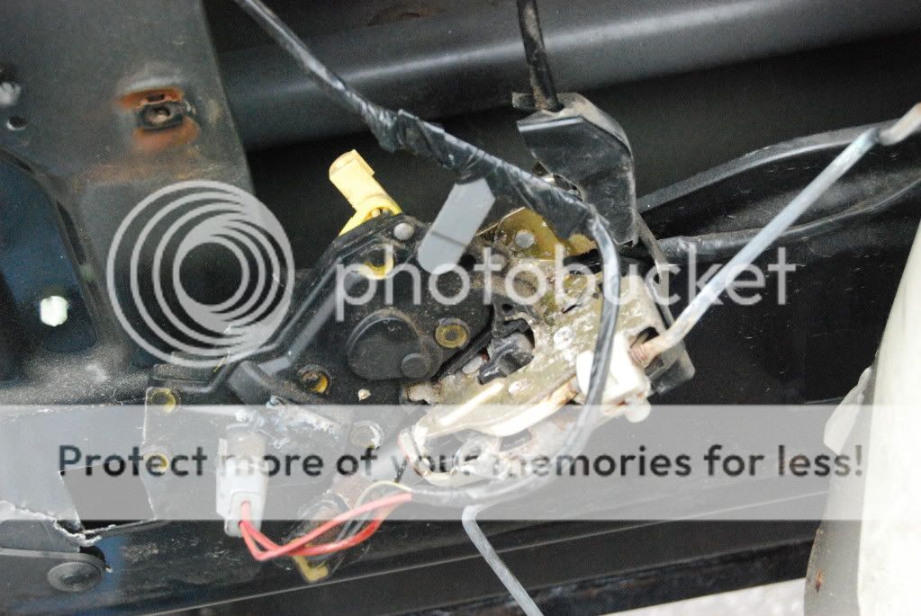Replace door lock actuator 1999 ford explorer #8