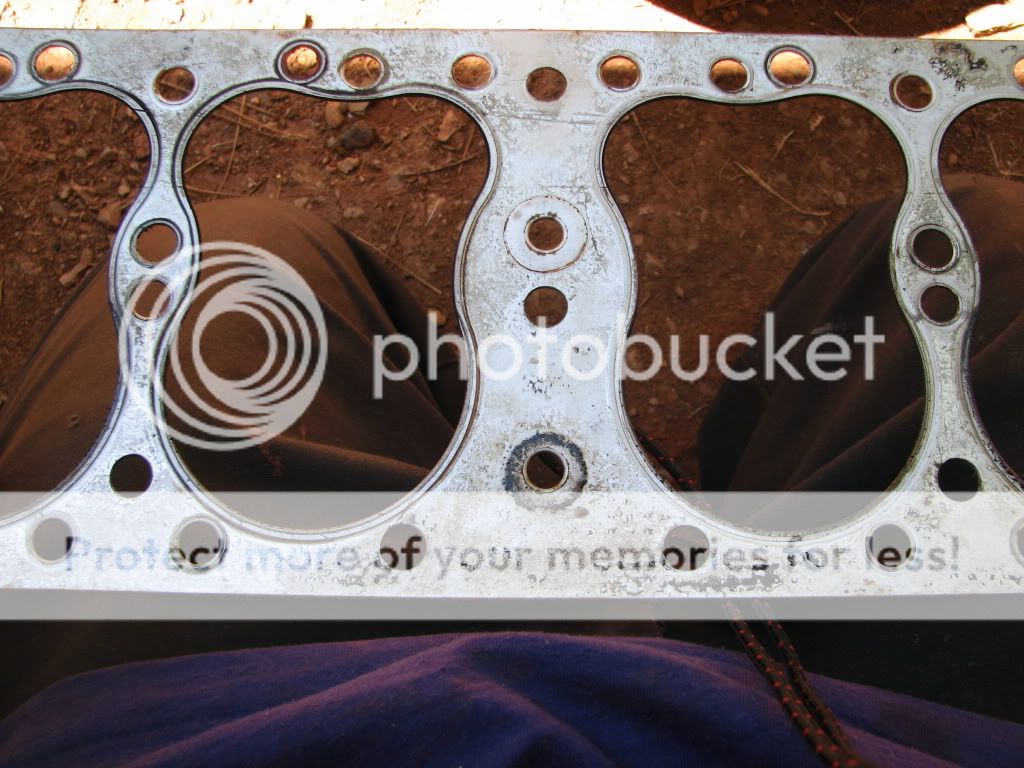 Ford 800 tractor head gasket