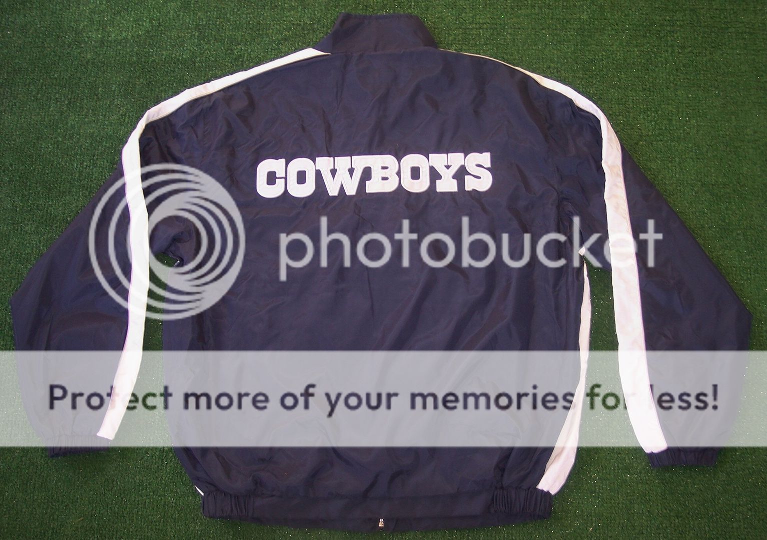   Weight Jacket Large Size NFL Authentic Product   Tony Romo  