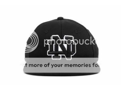 Notre Dame Irish NCAA Hat Cap Medium / Large Flex Fit 100% Black 